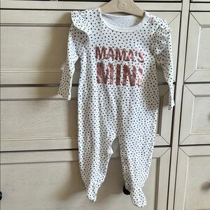 Mama’s Mini Footed Outfit